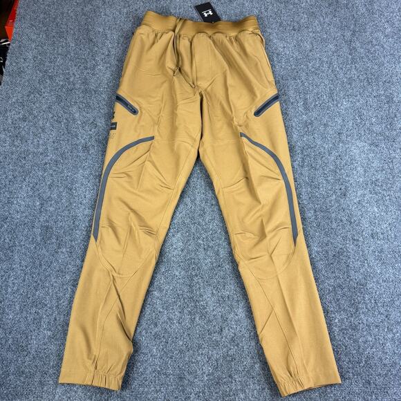 Under Armour Unstoppable Cargo Pants Mens Size M Brown Joggers 1352026-498 NWT - Picture 3 of 10